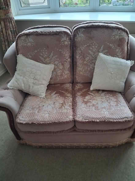 Photo of free 3 piece suite (Wollaton ng8) #2