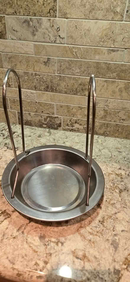 Photo of free "Beer can" chicken rack (South Keys/Greenboro) #2