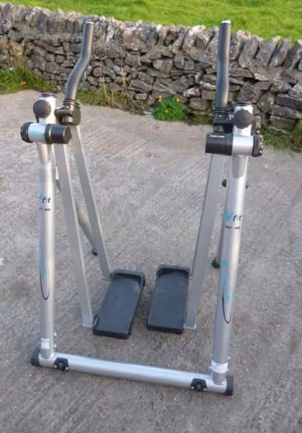 Photo of free Gravity Strider (L9) #1