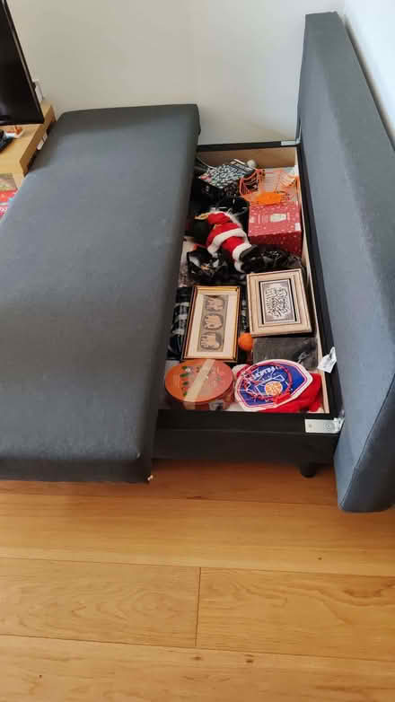 Photo of free 2 x Sofas in very good conditions (Lambeth SE11) #4