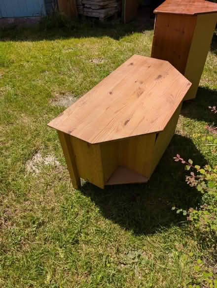 Photo of free TV Stand (Morehall CT19) #3