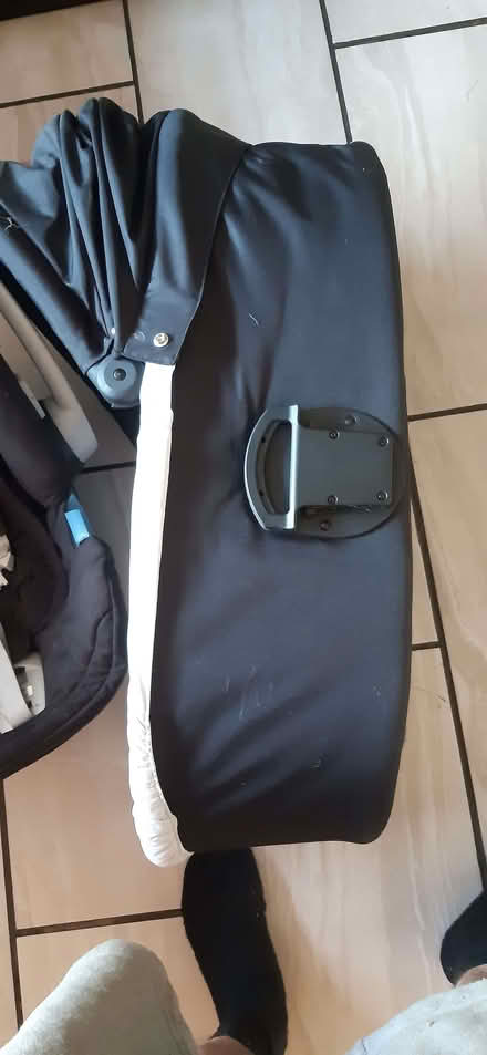 Photo of free Baby carrier 2 (Micklethwaite BD16) #2