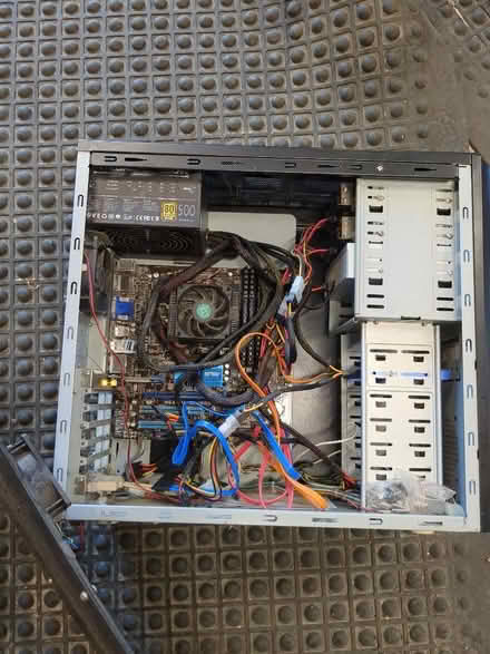 Photo of free PC (Binfield Heath RG9) #1