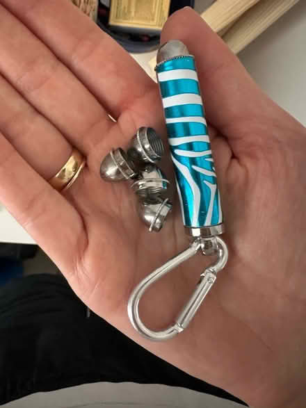 Photo of free Cat laser toy (Erith DA8) #1