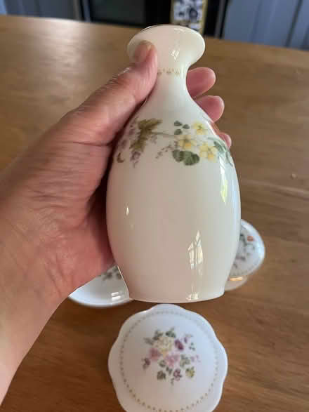 Photo of free Trinkets - Wedgewood (Beckenham BR3 3NL) #2