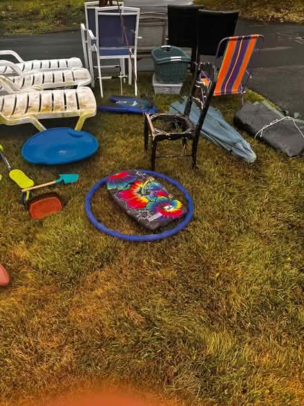 Photo of free stuff (41 clarkridge rd. Wethersfield) #1