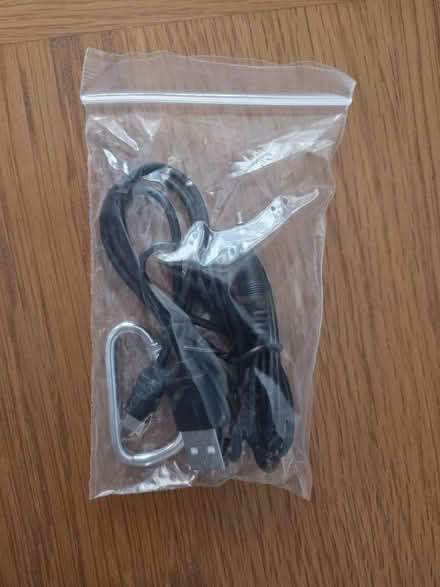 Photo of free Olafus portable speakers (Knaphill GU21) #1