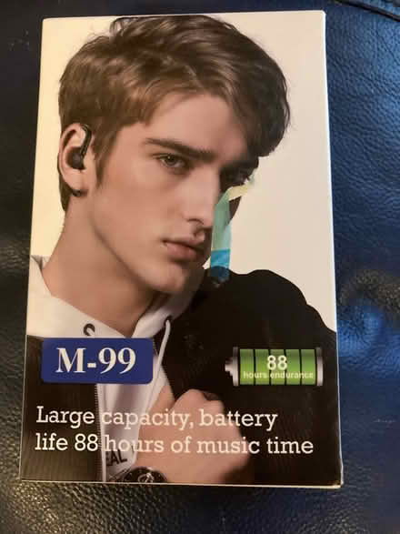 Photo of free Bluetooth headphone (RG8 Pangbourne) #1