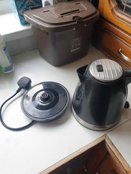 Photo of free Delonghi Cordless kettle (Denton M34) #4