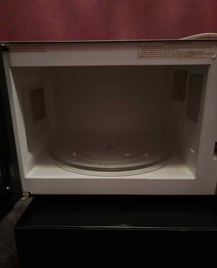 Photo of free Microwave 900W Nordmende (Sunnyside ML5) #2
