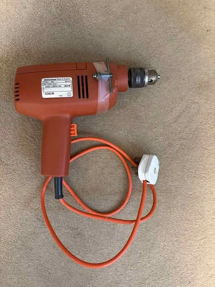 Photo of free B&D electric drill (Wimbledon Common SW19) #1