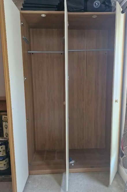 Photo of free Triple wardrobe (Kenilworth Road DE5) #2