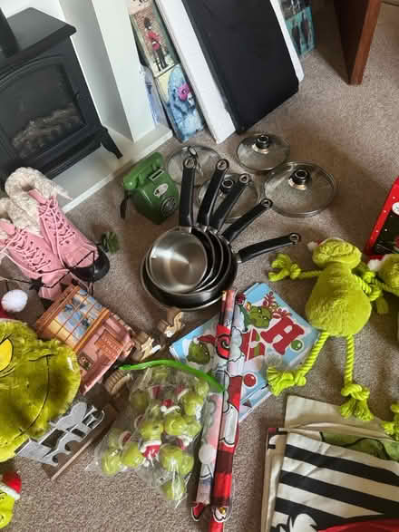 Photo of free Loads of grinch kitchen Xmas etc (Appleby In Westmorland CA16) #4
