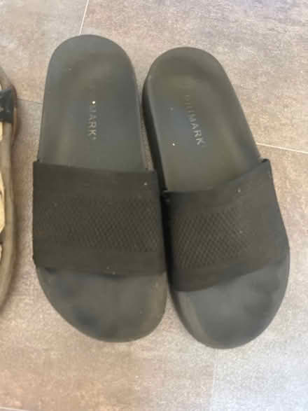 Photo of free Size 5&4 Sandals (IP4) (IP4 Woodbridge Road) #3