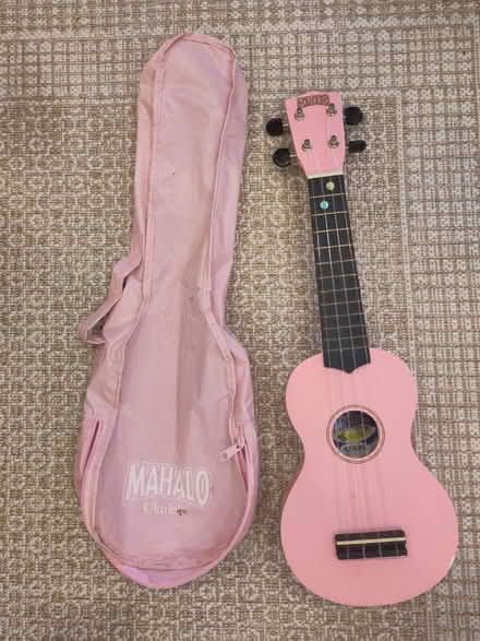 Photo of free Child's Mahalo Ukelele (pink) (Little Kingshill HP16) #1