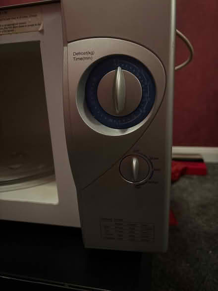 Photo of free Microwave 900W Nordmende (Sunnyside ML5) #3