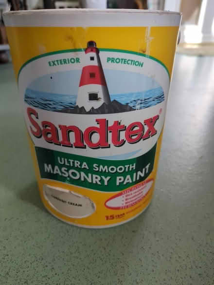 Photo of free Cream Sandtex smooth masonry paint (Starcross EX6) #1