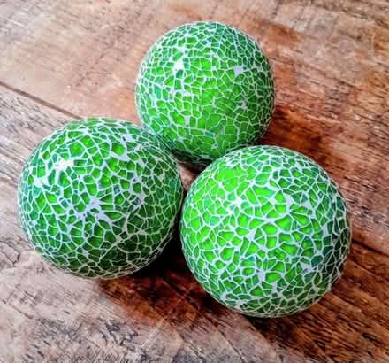 Photo of free Decorative Mosaic Spheres (Earley RG6) #1