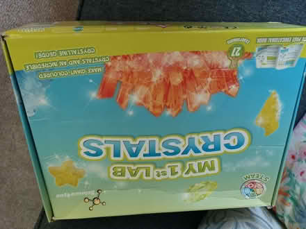 Photo of free Children's Science Activity box (Brincliffe Edge S7) #2