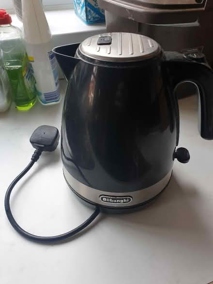 Photo of free Delonghi Cordless kettle (Denton M34) #2