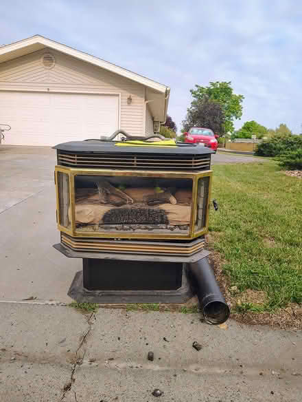 Photo of free Gas log stove (Patterson and 29 3/8) #2