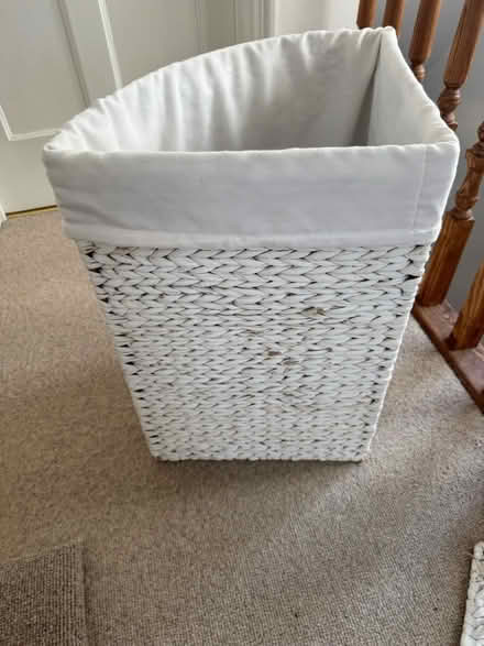 Photo of free White Rattan corner Laundry/Storage Basket (Warlingham CR6) #4
