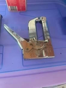Photo of free two one handed staple guns rosetta/swingline (Boreham Street BN27) #2
