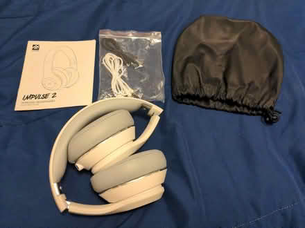 Photo of free iFrogz Impulse 2 wireless headphone (West part) #1