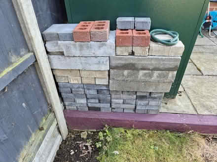 Photo of free Various bricks and blocks (Sheering CM22) #1