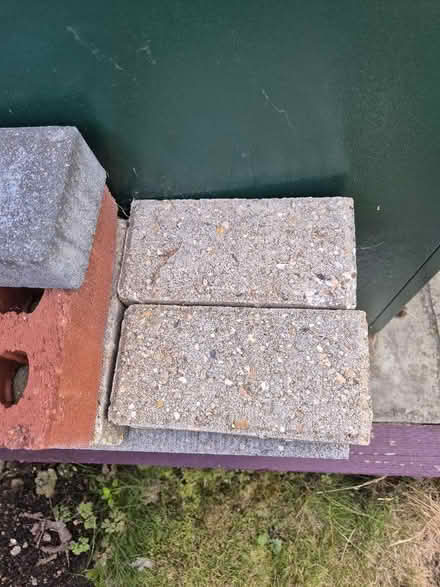 Photo of free Various bricks and blocks (Sheering CM22) #3