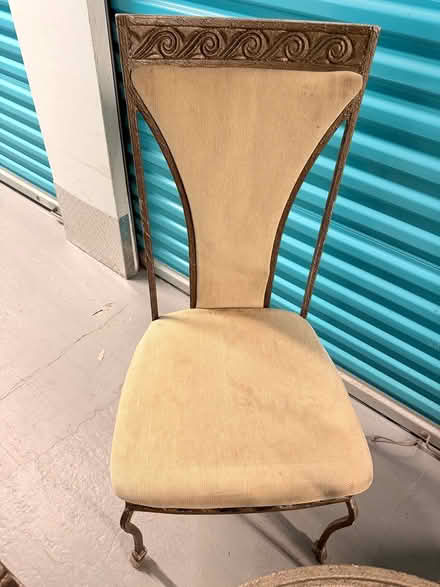 Photo of free Dining room set (Queens, NY) #4