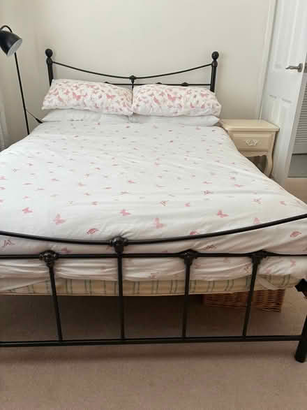 Photo of free Double bed (Dunstable, Bedfordshire) #1