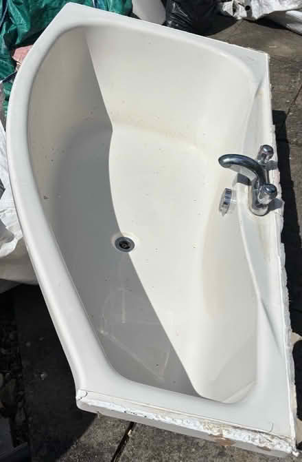 Photo of free Bath (Longthorpe PE3) #1