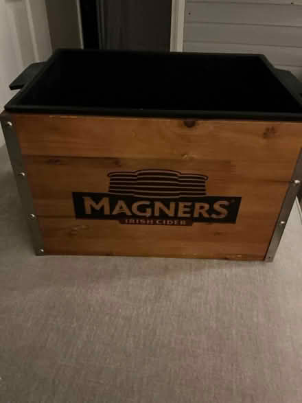Photo of free Ice Bucket (Panshanger AL7) #1