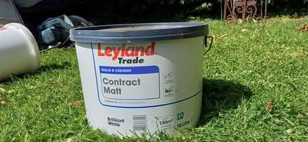 Photo of free 10 lires Brilliant White Dulux (Near Chinnor OX39) #2