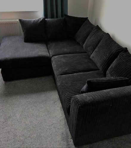 Photo of Black corner sofa (Castle MK40) #1