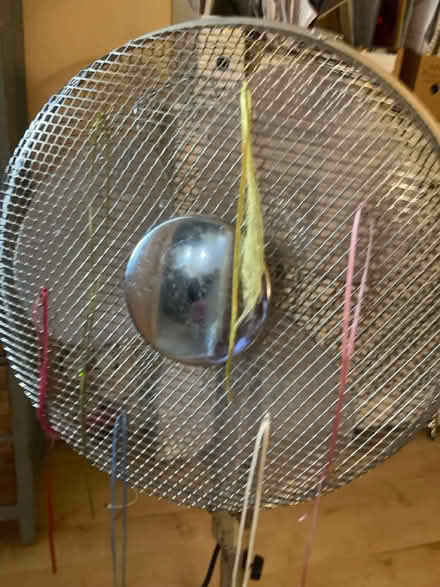 Photo of free Pedestal fan (for repair only) (Wooburn Green, HP10) #2