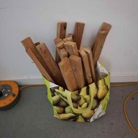 Photo of free Bag of wooden slats/kindling (Kentish Town NW5) #1