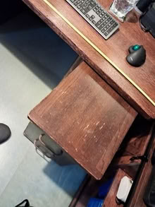 Photo of free Office desk (Henley GL3) #4