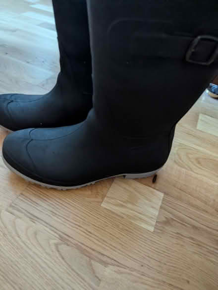 Photo of free Wellies size 5 (or 5.5?) (West Norwood SE27) #3