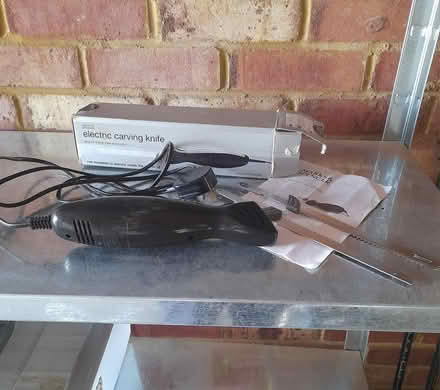 Photo of free Electric carving knife (Pagham PO21) #1