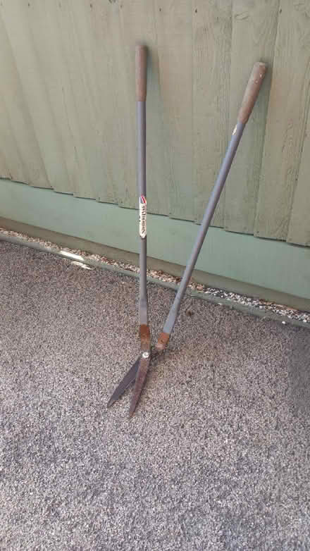 Photo of free Lawn shears (Long Eaton NG10) #1