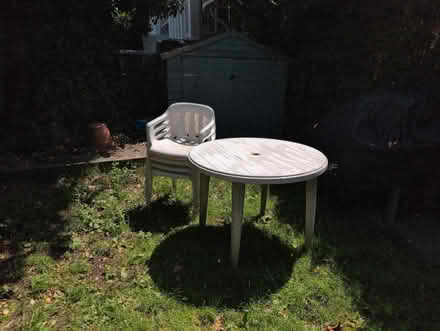Photo of free Outdoor Table and Chairs (Finchley NW3) #1