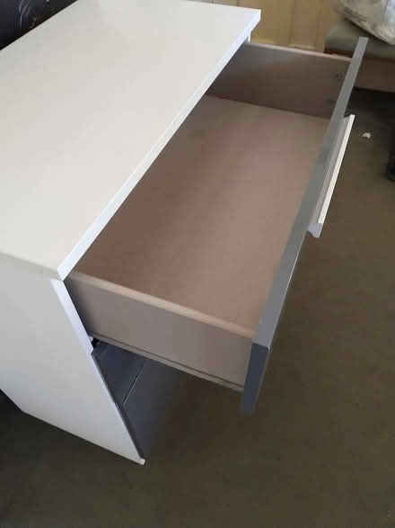 Photo of free Chest of 4 drawers (Leigh on Sea) #3