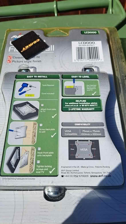 Photo of free LCD mount flat to wall (Littlehaven) #1