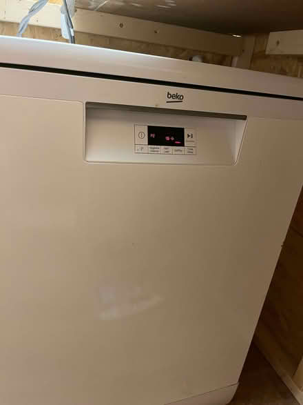 Photo of free Beko Dishwasher – White, Good Working Order (Ecclesall S11) #1