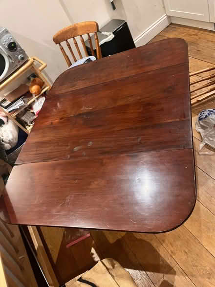 Photo of free Oak Dining Table (West Kensington W14) #2