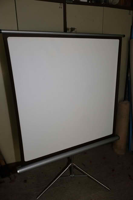 Photo of free Photographic Screen (Witherslack LA11) #1