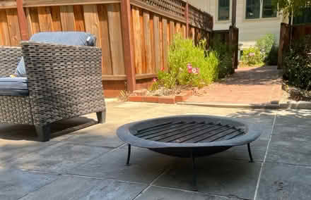 Photo of free Outdoor fire pit (Menlo Park) #1