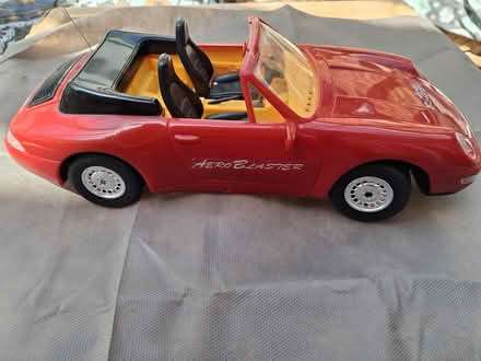 Photo of free Radio controlled model car (North Hillingdon UB10) #3